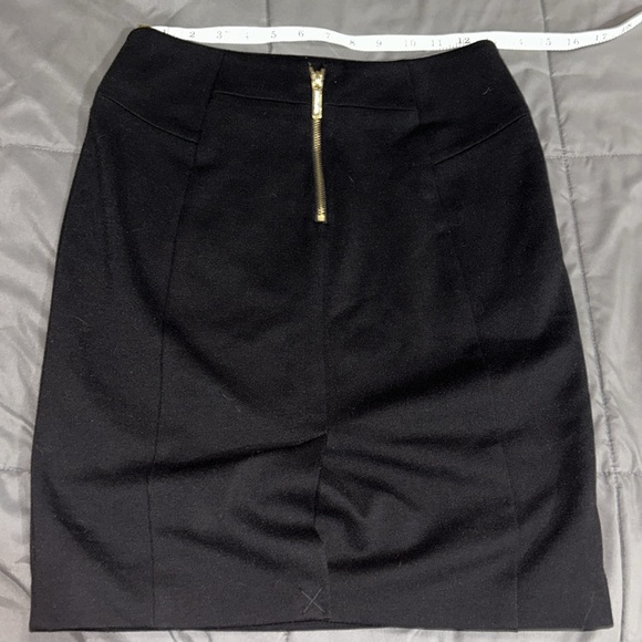 Micheal Kors skirt - Picture 4 of 4